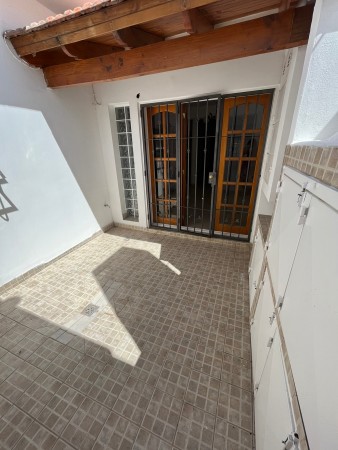 ALQUILA, Duplex dos dormitorios