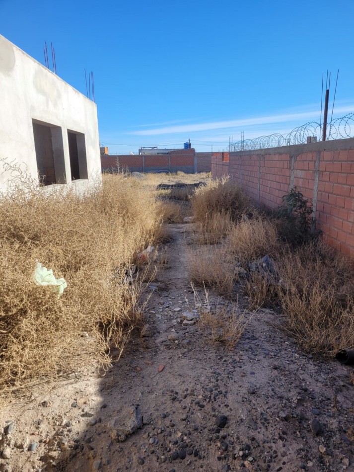 Casa en Construccion + Materiales Restantes Para Finalizar Obra - Una Sola Planta