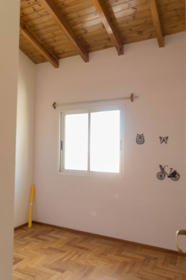 ALQUILA, Duplex 3 dormitorios. Santa Genoveva
