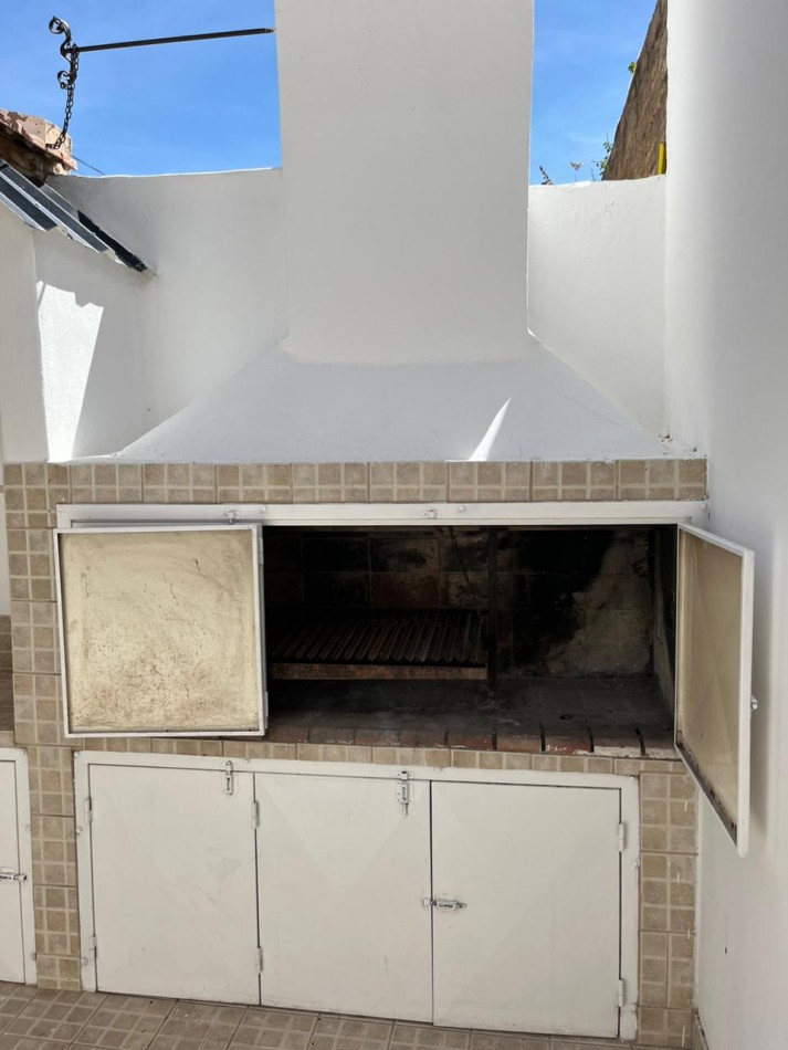 ALQUILER EXCELENTE DUPLEX .AMPLIO.LUMINOSO: SEGURO - GARAGE